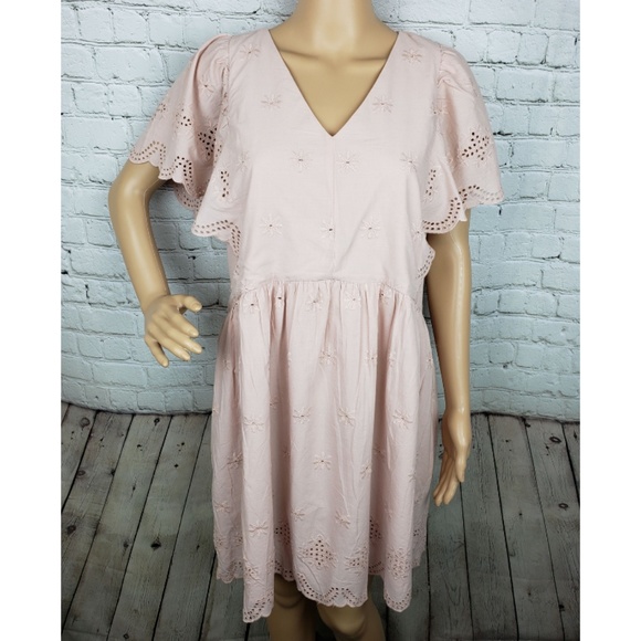 Loft Pink Eyelet Dress Size LP - Picture 2 of 6